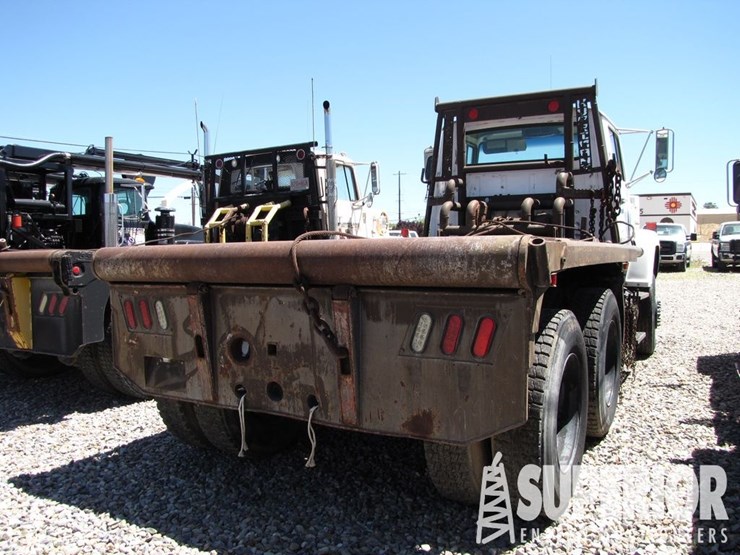 1990-ford-l8000-image-7