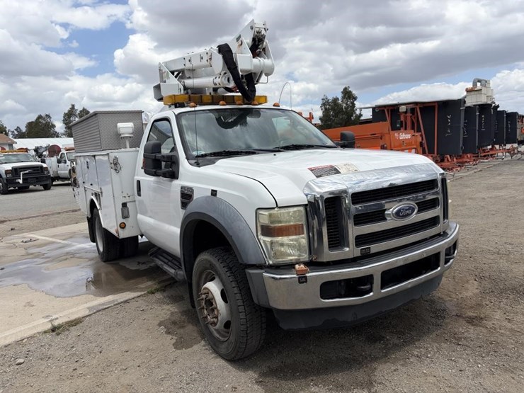 2008-ford-f550-image-2