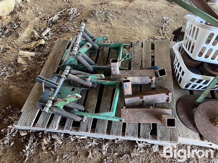 john-deere-7000-image-5