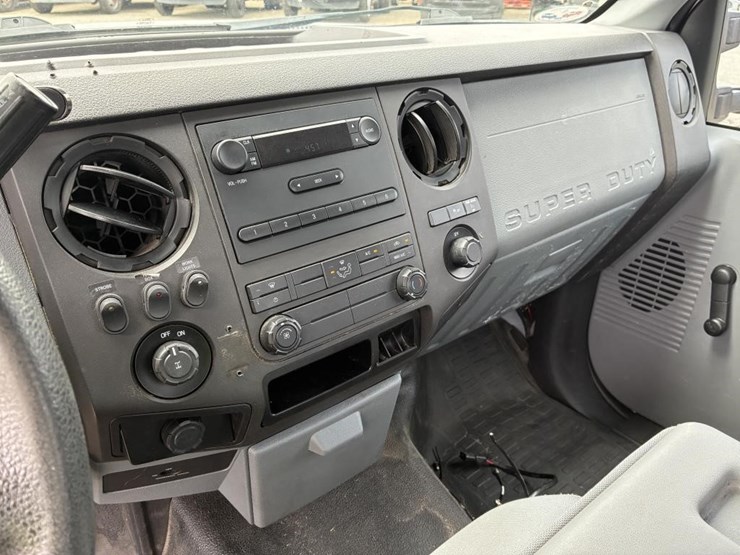 2015-ford-f250-image-15