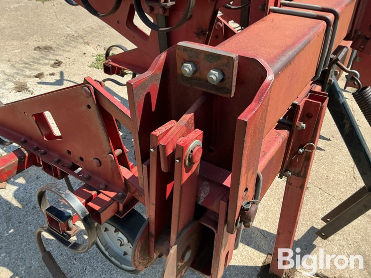 case-ih-183-image-16
