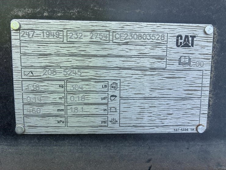 caterpillar-24-image-5