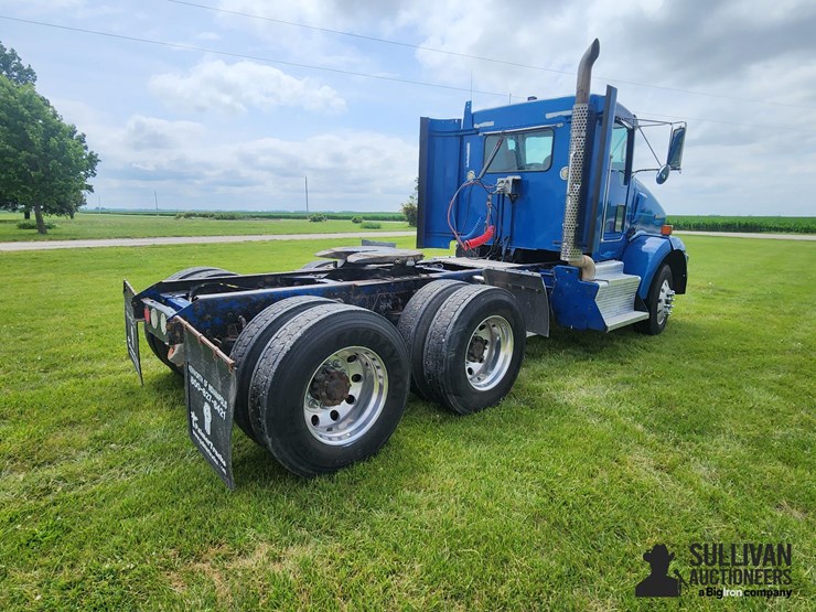 2012-kenworth-t800-image-5