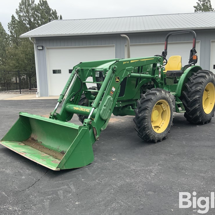 2013 JOHN DEERE 5085M