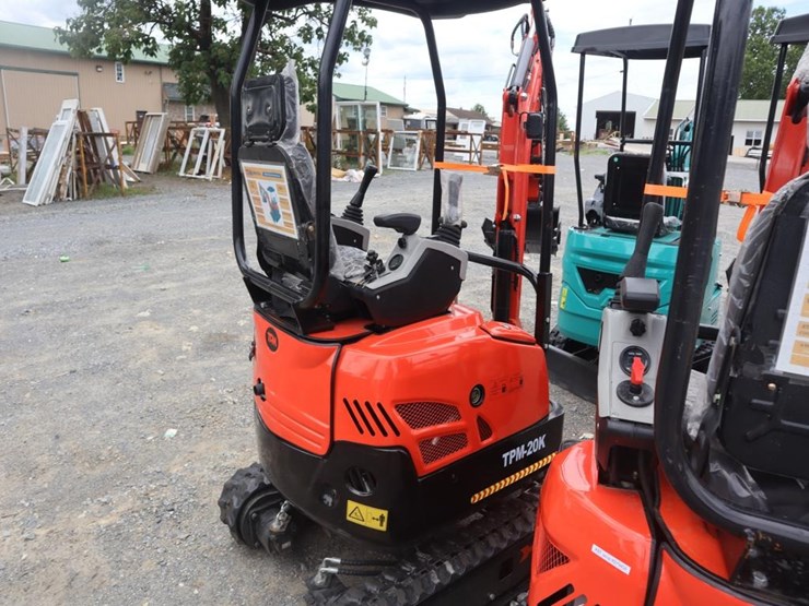 tpm-20k-mini-excavator-image-9