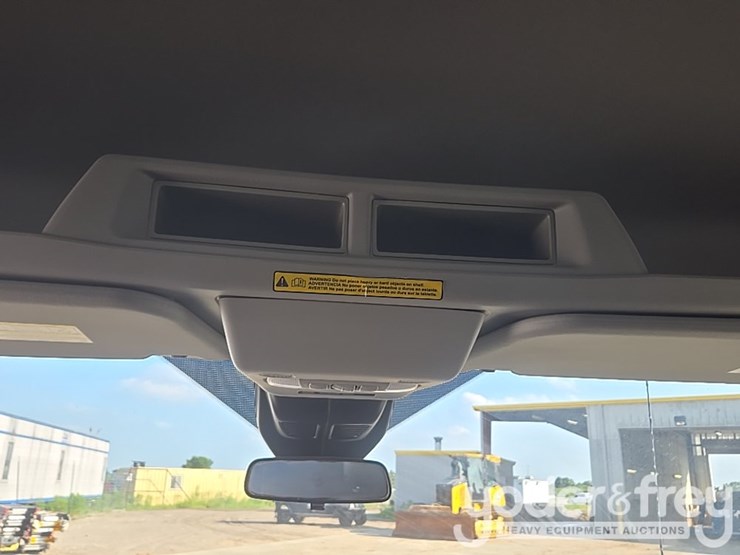 2020-ford-transit-image-37