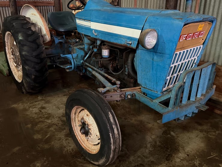 ford-2000-image-1
