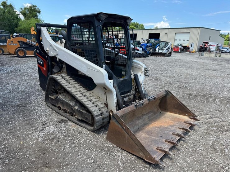 2021-bobcat-t64-image-8