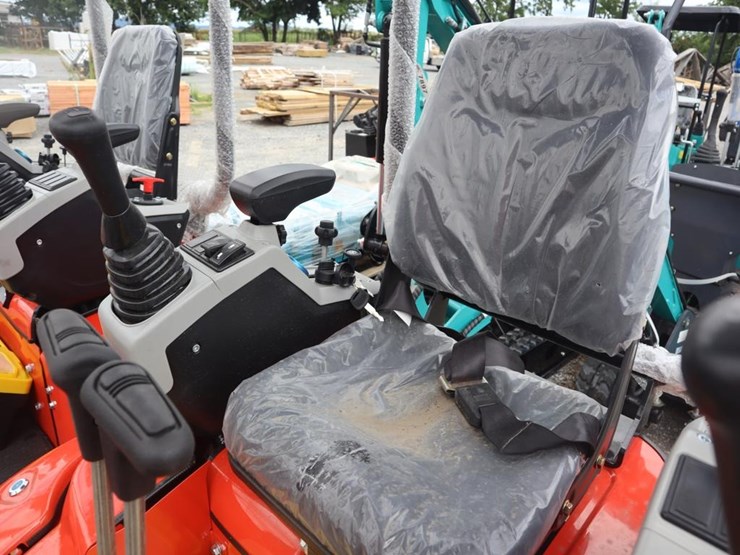 tpm-18hh-mini-excavator-image-12