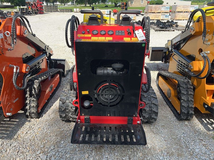 sl380-tracked-skid-steer-loader,-23hp-image-5