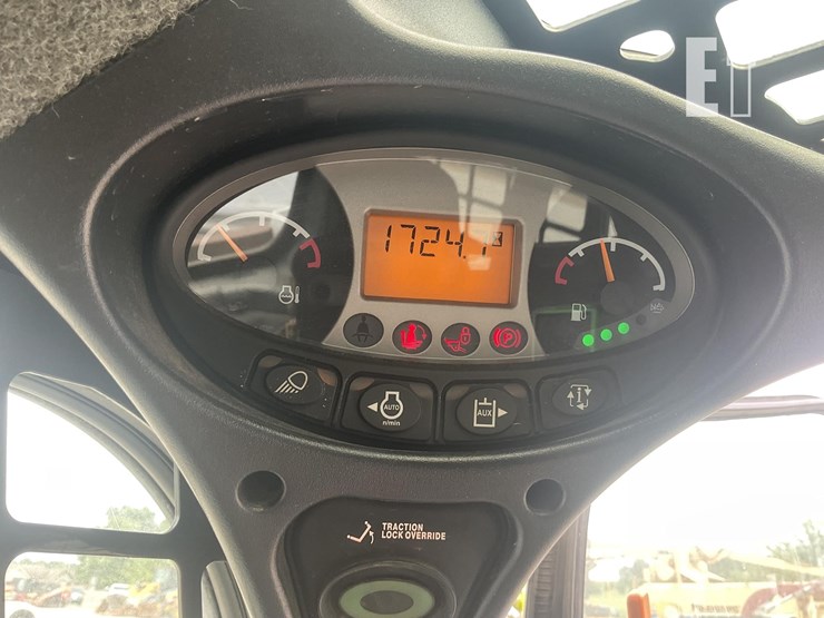 2016-bobcat-t750-image-18