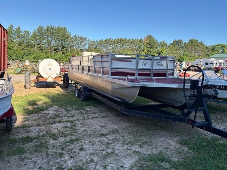 1991-jc-tri-toon-266-pontoon-boat-image-4