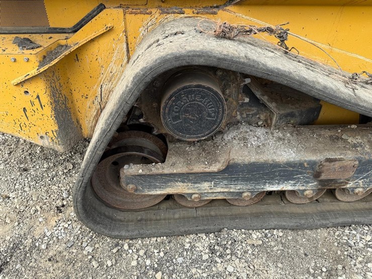 2017-deere-333g-image-10