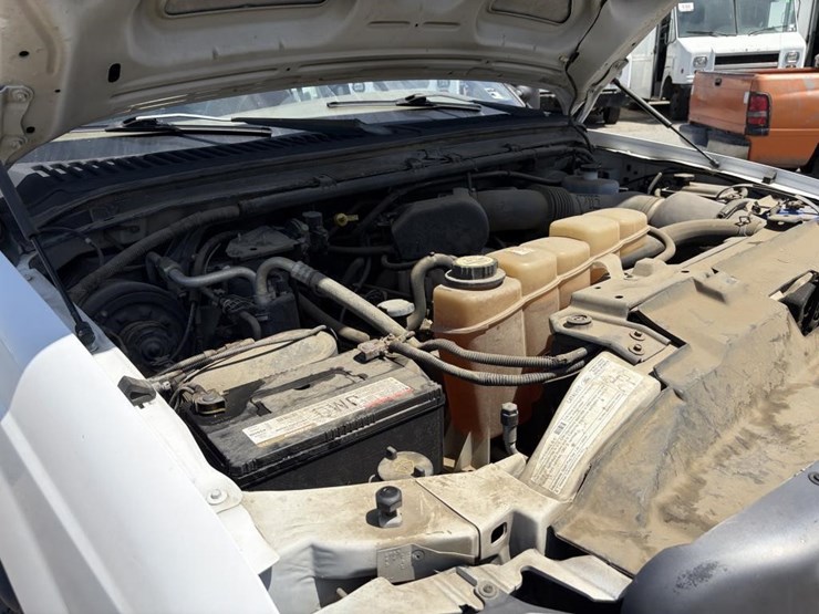 2004-ford-f350-image-8