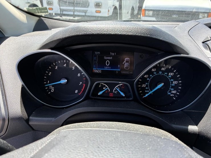 2016-ford-escape-image-21