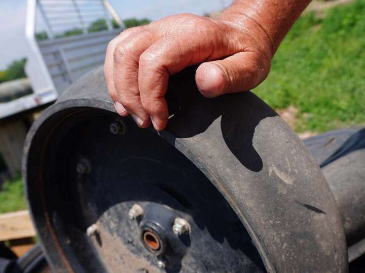 case-ih-gauge-wheels-image-15