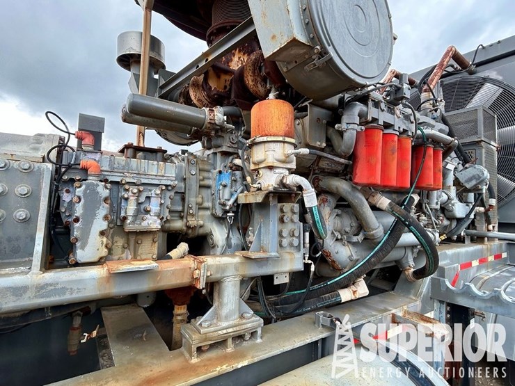 2013-caterpillar-3512-image-11