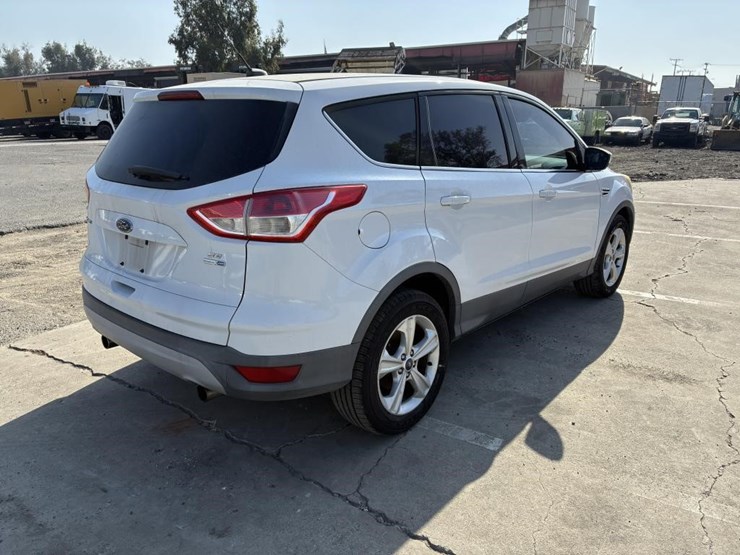 2013-ford-escape-image-3