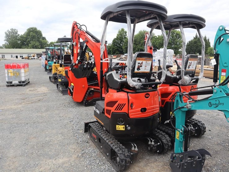 tpm-18hh-mini-excavator-image-4