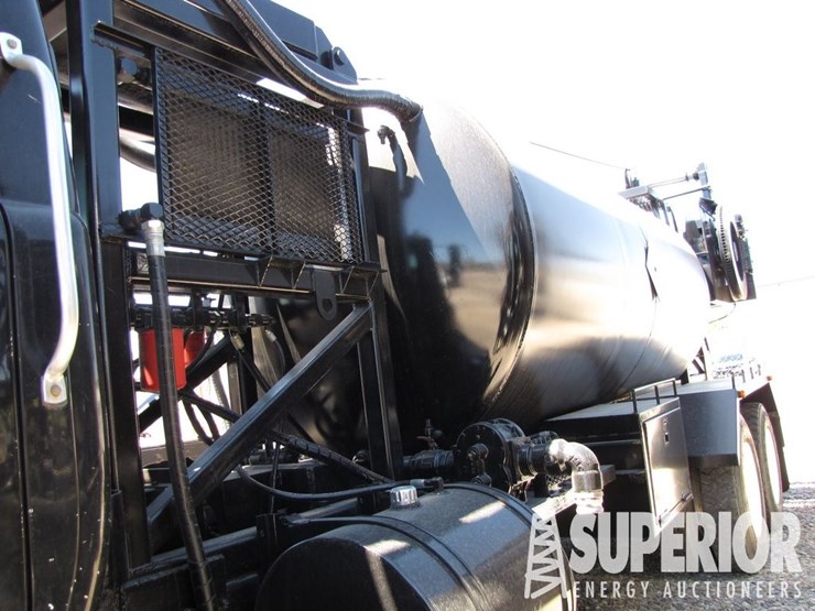 2002-mack-rd688s-image-6