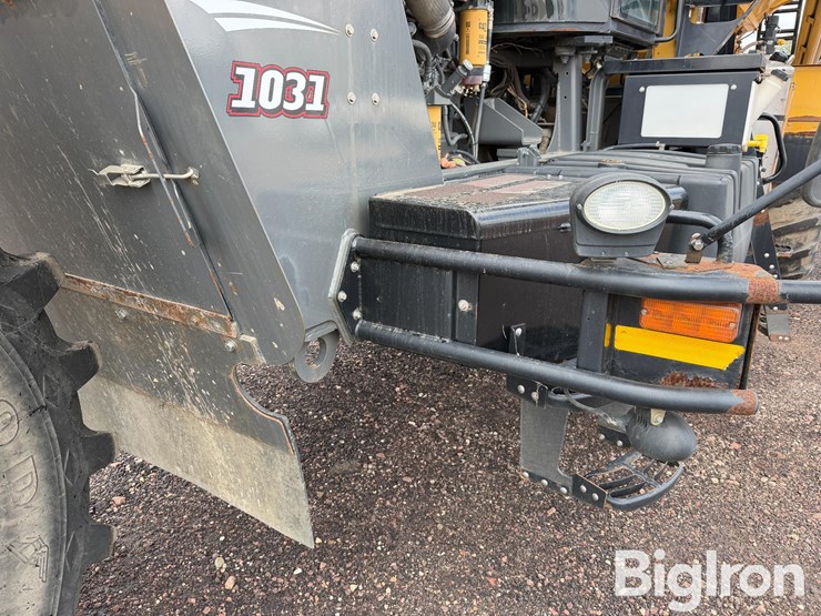 2014-caterpillar-c13-image-10