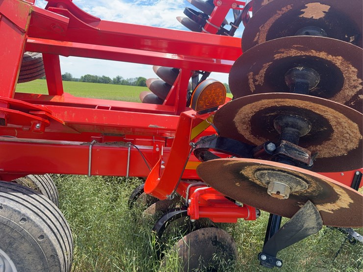 kuhn-krause-8215-image-17