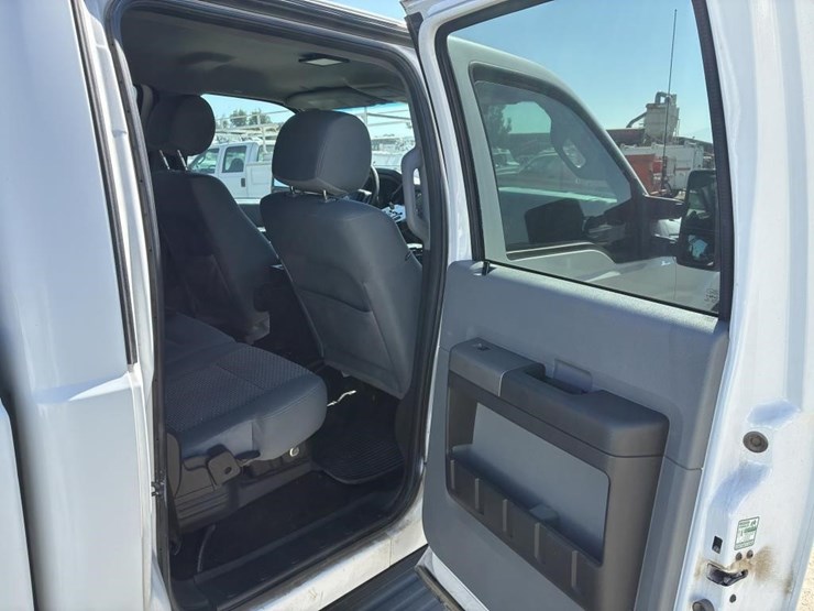 2012-ford-f350-image-12