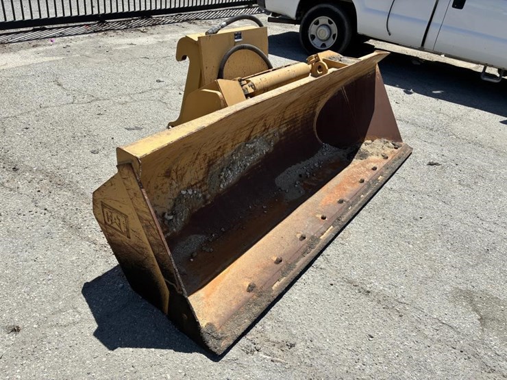 caterpillar-914g-image-2
