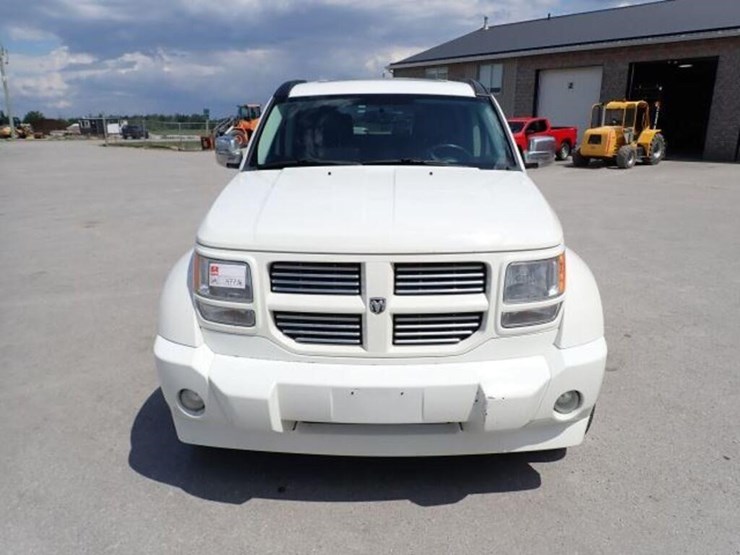 2008-dodge-nitro-image-2