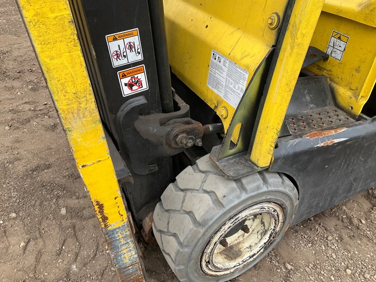 2015-hyster-j40xnt-image-17