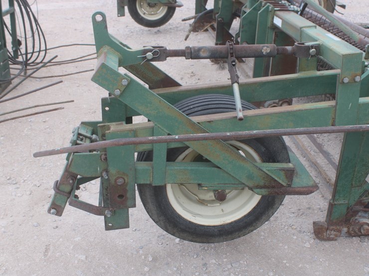 #1020-•-1996-pickett-6r30a-one-step-bean-cutter-image-31