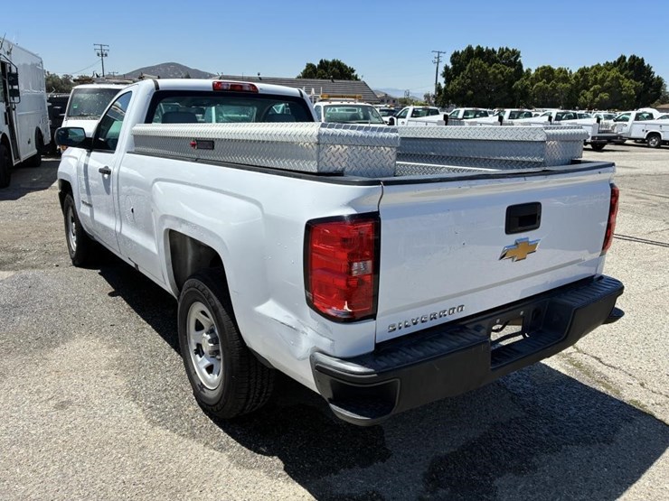 2016-chevrolet-1500-image-4