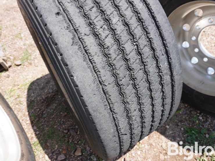 michelin-445/50r22.5-tires-&-rims-image-16