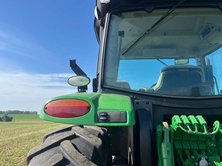 john-deere-6120r-image-46