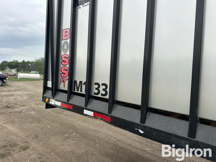 2013-meyer-9140t-boss-rt-t/a-live-bottom-forage-trailer-image-16
