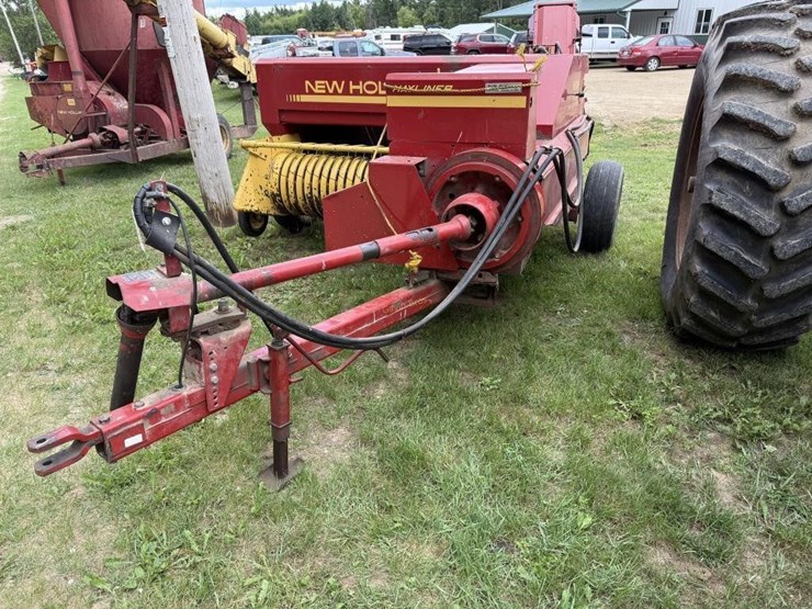 new-holland-311-image-1