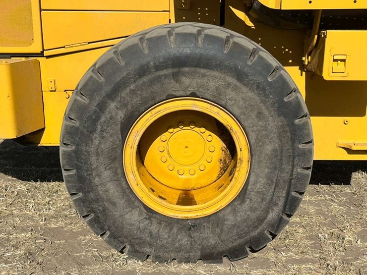 deere-524k-image-25