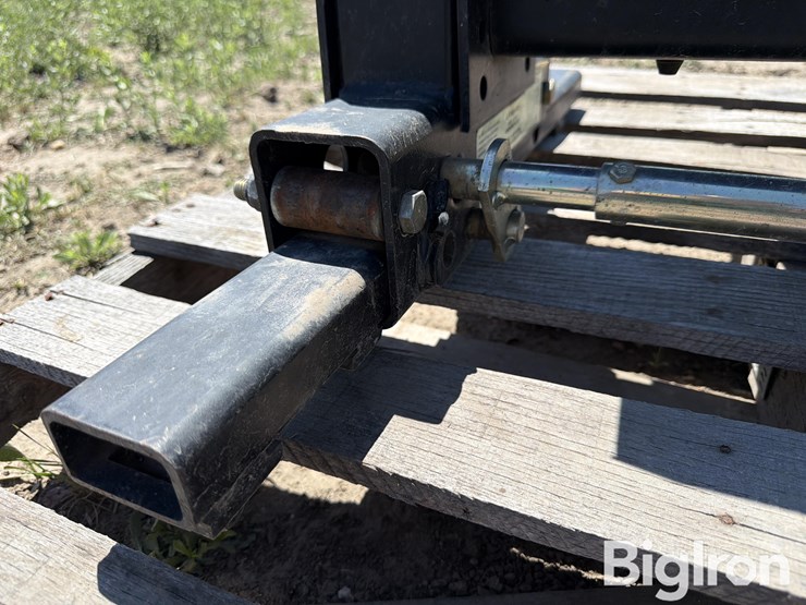 husky-adjustable-ez-roller-5th-wheel-hitch-image-10