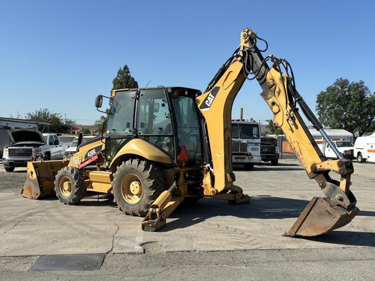 2014-caterpillar-430e-image-4