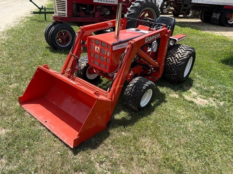 allis-chalmers-190-mini-replica-image-2