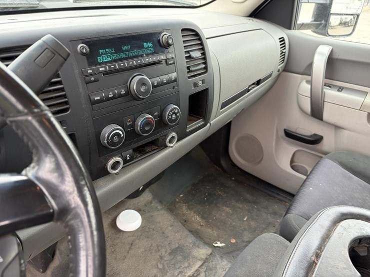 2016-gmc-sierra-2500-image-17