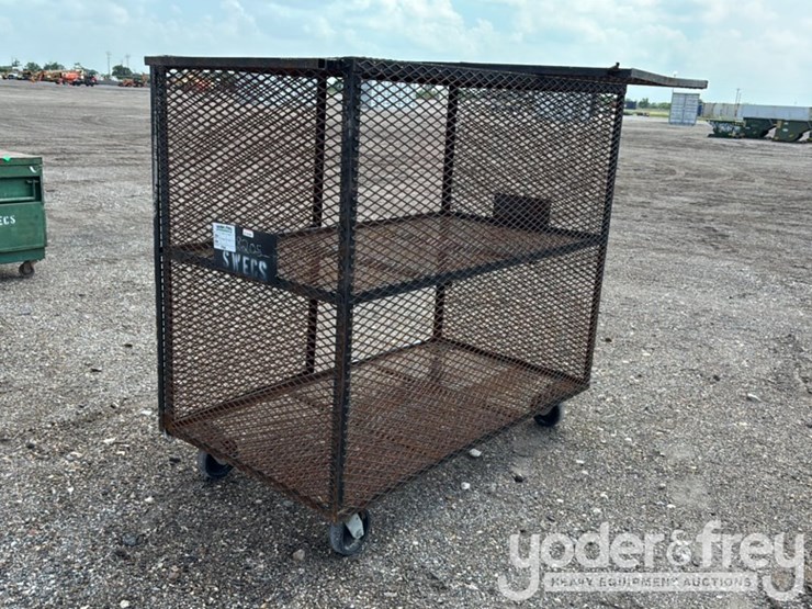 shark-cage-image-2
