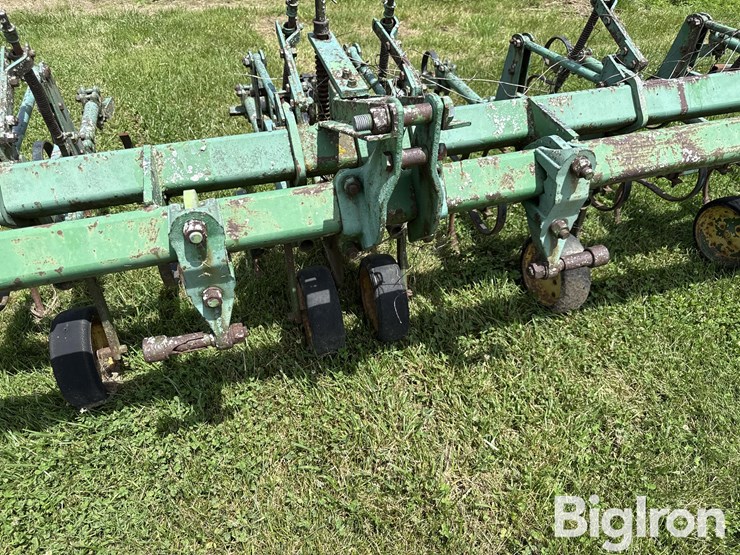 john-deere-6-image-16