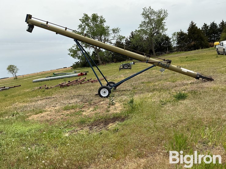 harvest-international-t1032-image-4