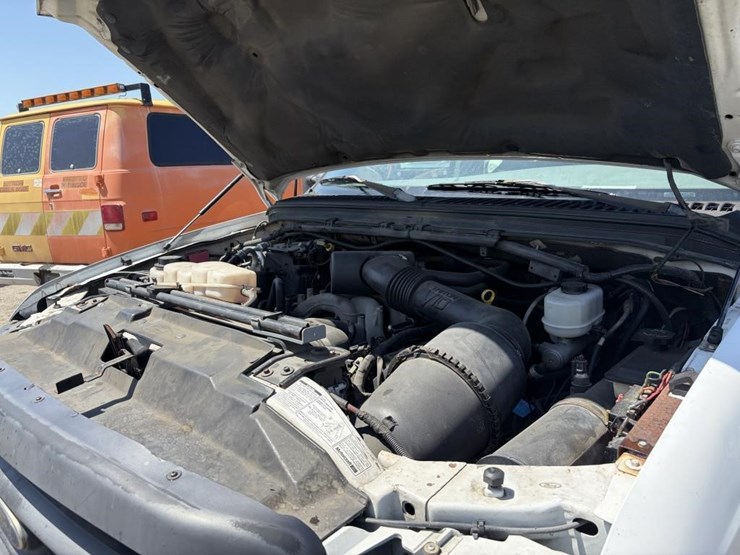 2002-ford-f450-image-7