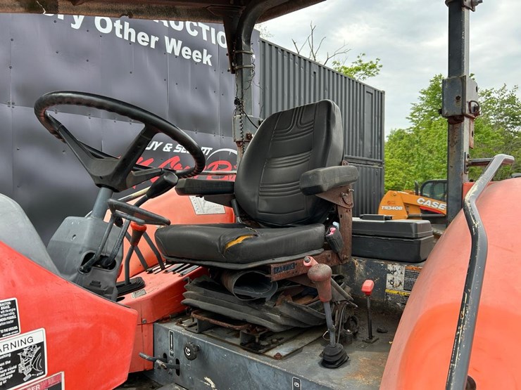 kubota-m108s-image-18