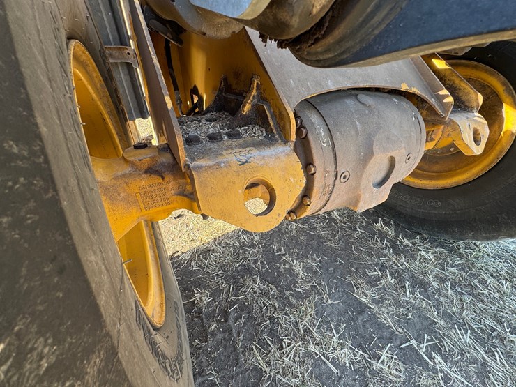 deere-624l-image-33