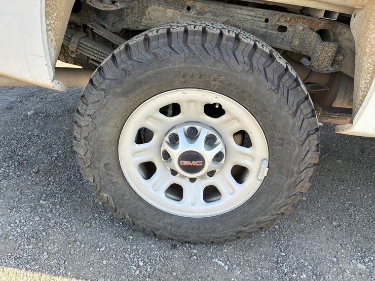 2012-gmc-sierra-3500-image-6