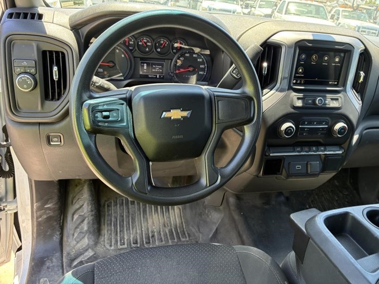 2019-chevrolet-silverado-1500-image-14
