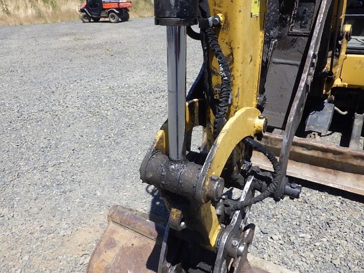 caterpillar-305e2-image-24